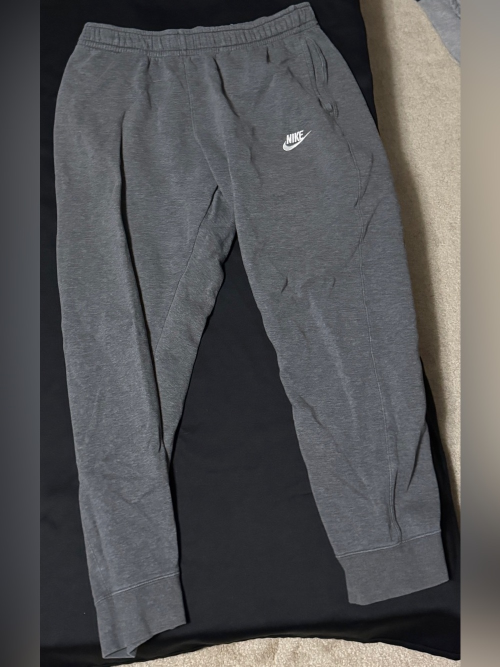 Nike Mens Charcoal Gray Fleece Joggers